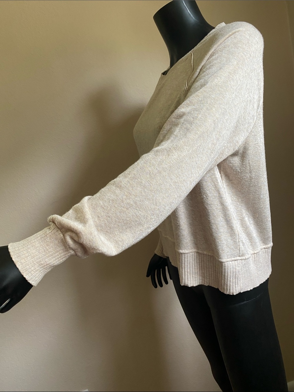 Jane and Delancey Light Cream Crewneck Pullover Soft Cozy Knit Sweater - Picture 4 of 10